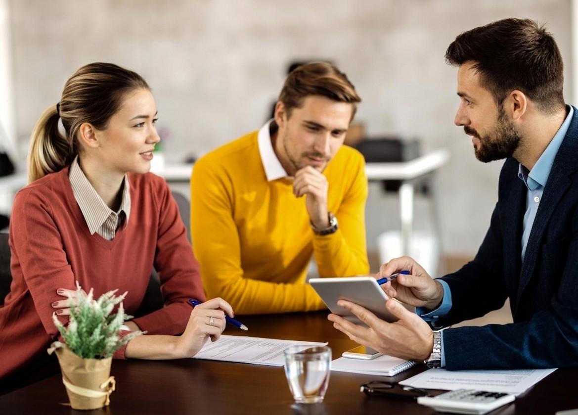 How Local Insurance Agents Help You Get Better Coverage